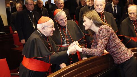 Los Reyes visitan la Conferencia Episcopal Española