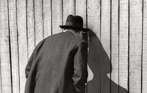 Fred Stein, el fotógrafo que espiaba en las calles