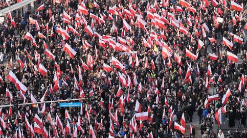 Almodóvar regresa a Hollywood y miles de personas protestan en Polonia: el día en fotos 