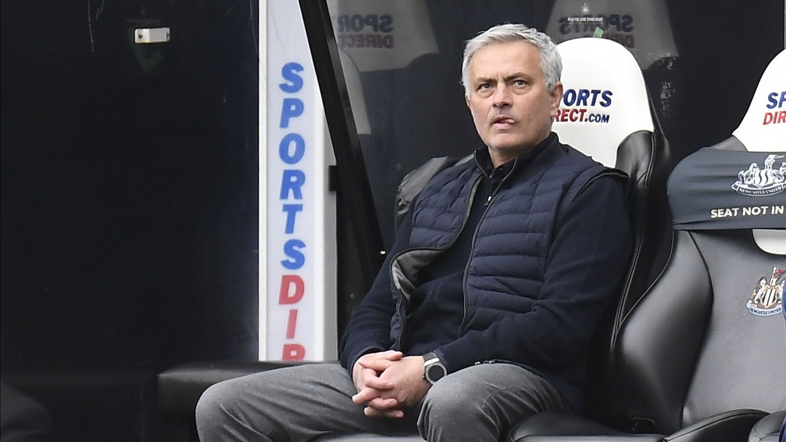 Mourinho, otra vez al borde del despido por la inercia perdedora del  Tottenham