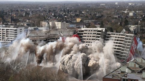El Holi llega a Europa y una impresionante demolición: el día en fotos