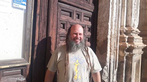 El sacerdote 'trash metal' de Jadraque: 'Dios nos odia a todos' era un temazo