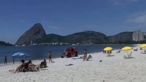 Las abarrotadas playas de Río de Janeiro se vacían ante la llegada del coronavirus
