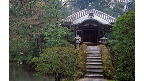 la-magia-de-los-jardines-japoneses-una-historia-de-1-200-anos.jpg