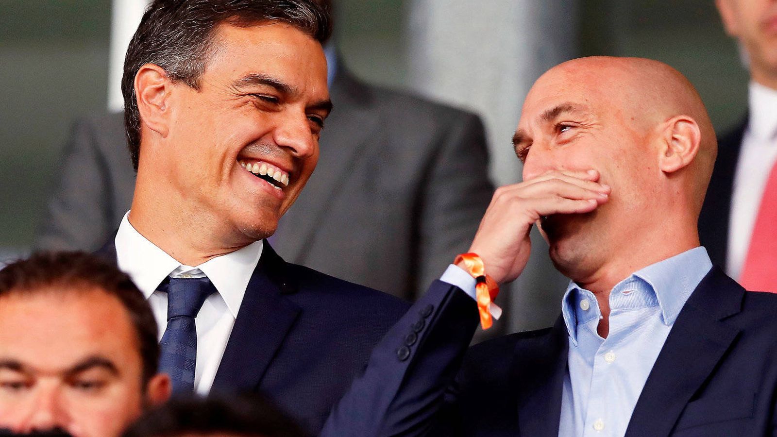 Pedro Sánchez y su amigo Rubiales se ríen del ministro de Cultura ¿y  Deportes?