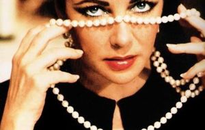 Elizabeth Taylor a través de sus joyas