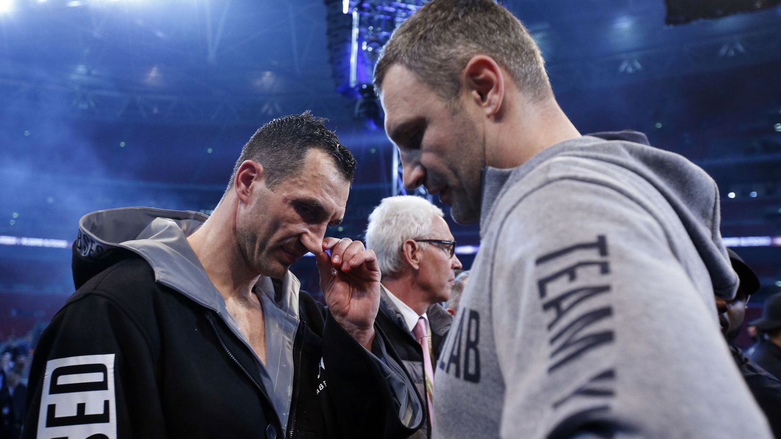 Boxeo: Vitali Klitschko, alcalde de Kiev, reta a Joshua para vengar la  derrota de su hermano