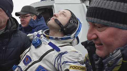 Demacrados y sin poder moverse: así vuelven a la Tierra los astronautas de la ISS