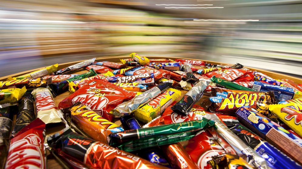 Foto: La colocaciÃ³n de los alimentos en el supermercado es decisiva (Reuters/Valentin Flauraud)
