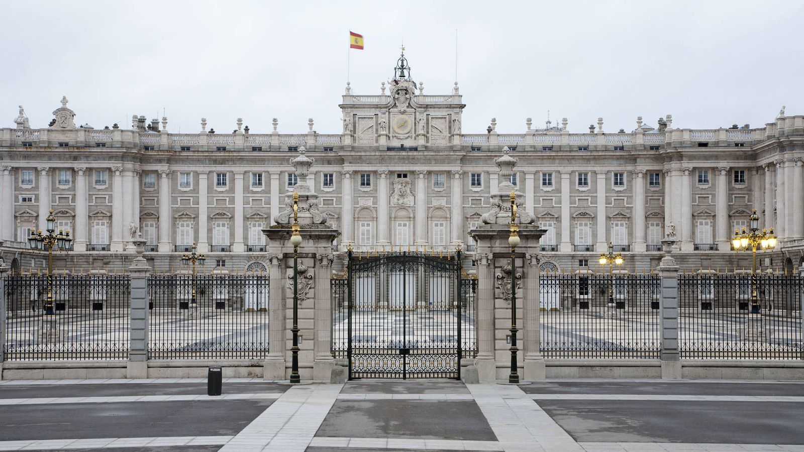 Resultado de imagen de palacio real madrid