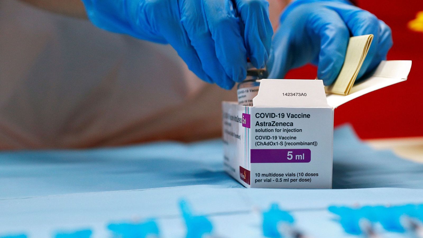 La vacuna AstraZeneca cambia de nombre: ahora se llama Vaxzevria