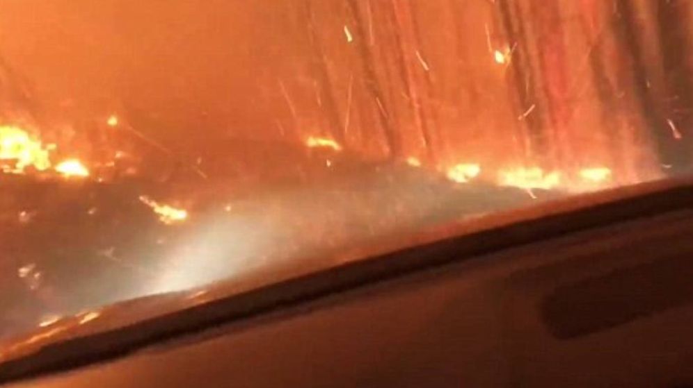 Foto: AsÃ­ se viviÃ³ el incendio desde el interior del vehÃ­culo