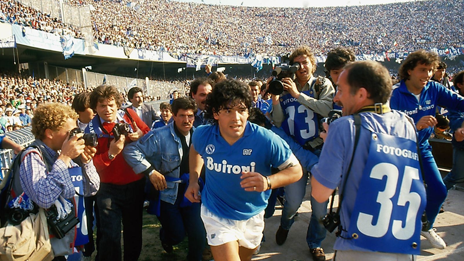Así acabó Nápoles con el dios Maradona: cocaína, prostitutas y líos con la  Camorra
