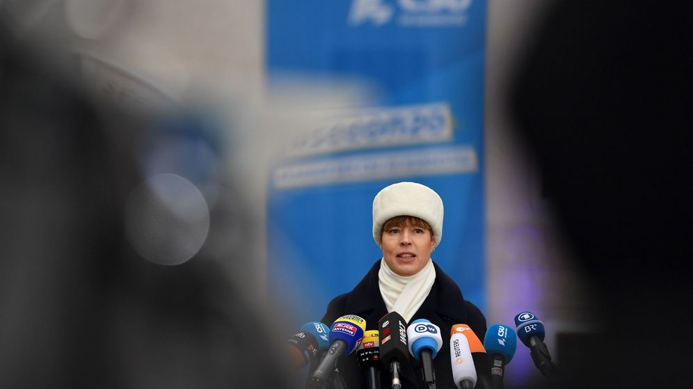 Foto: La presidenta de Estonia, Kersti Kaljulaid, en una conferencia de prensa este martes. (Reuters)