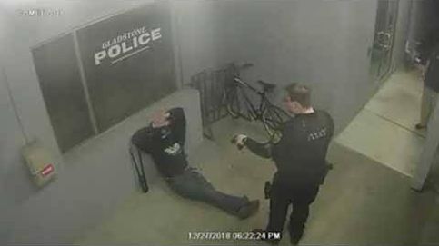 Intenta robar una bici frente a una comisaría y, obviamente, es detenido