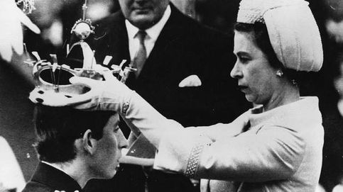 El príncipe Carlos, hablando galés en su coronación como príncipe de Gales