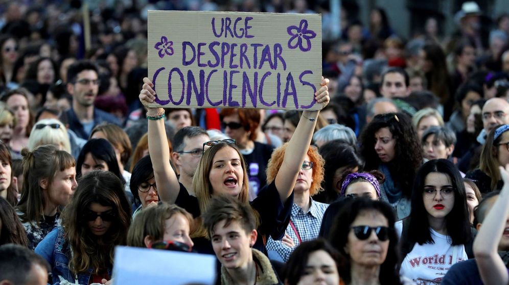 Foto: Manifestación feminista en las calles de Madrid. (EFE)