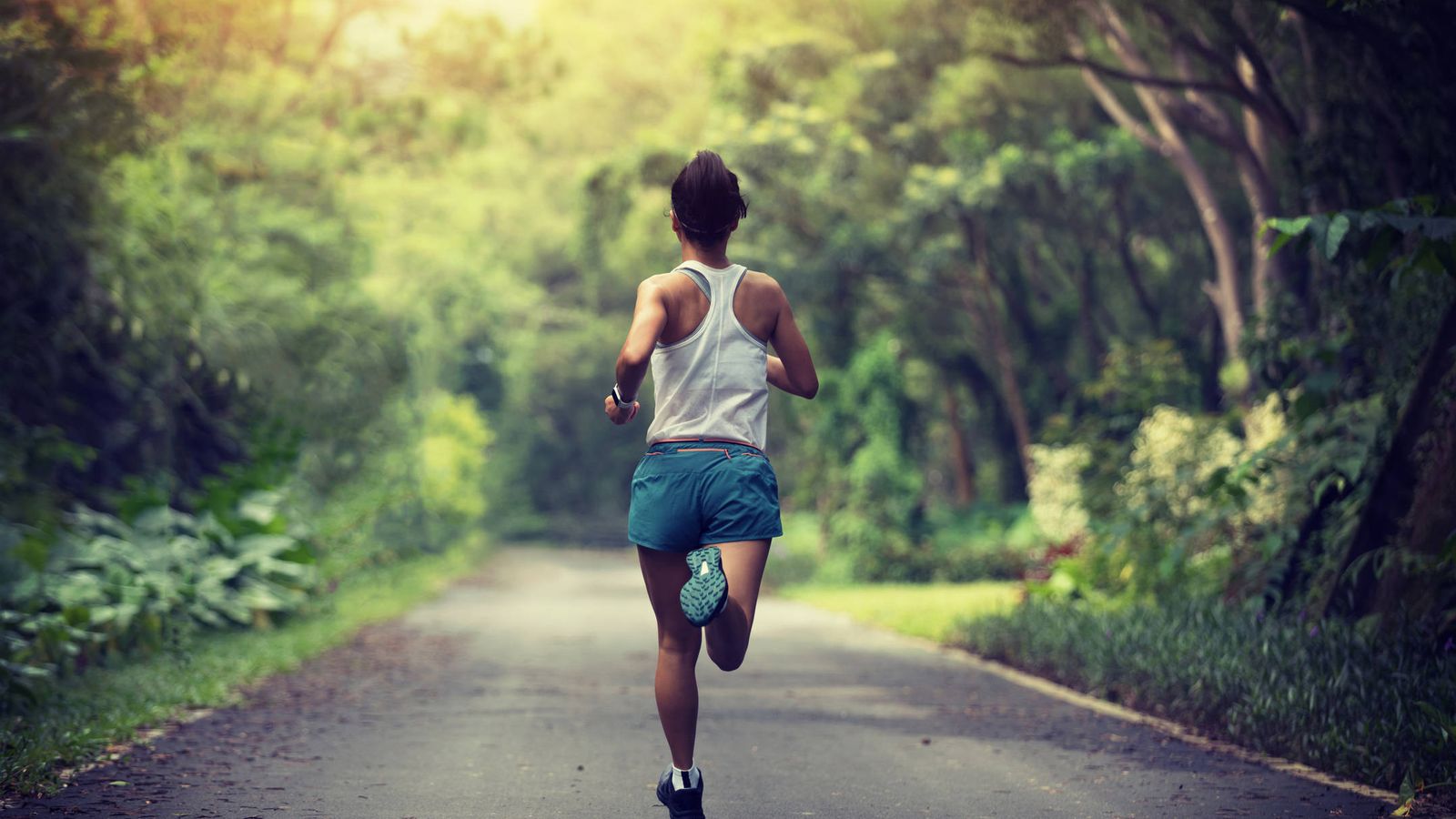 Correr más kilómetros o a más velocidad: ¿qué es mejor para adelgazar?