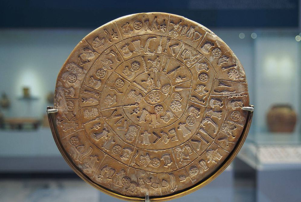 Foto: ¿Misterio o engaño? El Disco de Festo, la desconocida 'piedra de Rosetta' minoica. (CC/Wikimedia Commons)