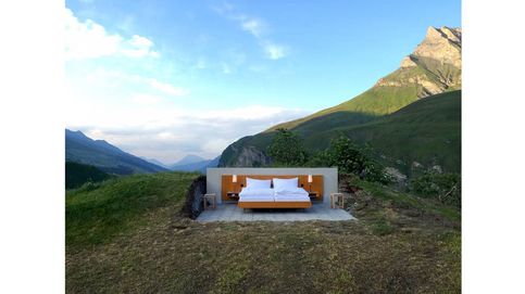 Desconecta de lo lindo en un hotel sin paredes ni techo en los Alpes suizos
