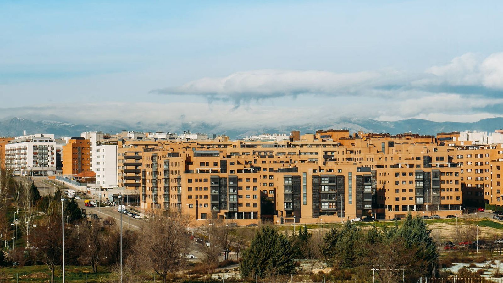 En Madrid capital hay 2.500 viviendas nuevas a la venta, solo 50 por menos de 150.000 € thumbnail