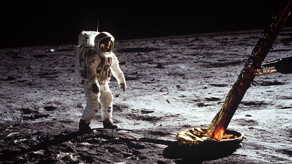 Foto: El astronauta Buzz Aldrin, mientras camina sobre la superficie de la Luna en 1969. Foto: NASA