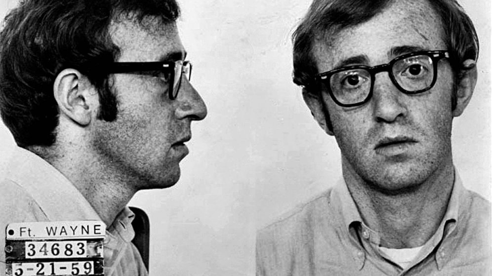 Foto: Woody Allen en un fotograma de 'Toma el dinero y corre' (1969).