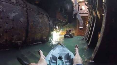 Increíble ruta en kayak en un barco abandonado