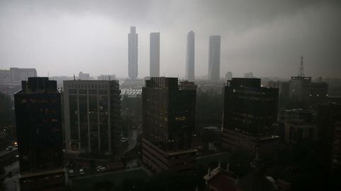 Las imágenes de la lluvia en Madrid: impresionantes fotos de las precipitaciones