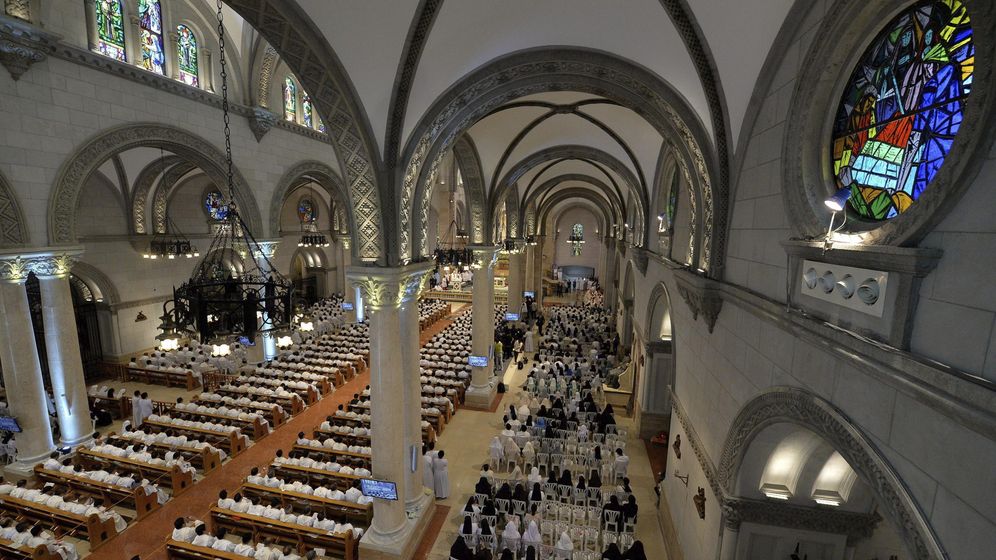 Foto: Catedral de la Inmaculada Concepción en Manila (Filipinas), en la vista del Papa Francisco en 2015 (EFE).