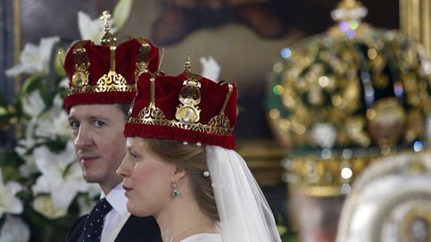 La reina Sofía asiste a la boda real del año: la de su ahijado, Felipe de Serbia