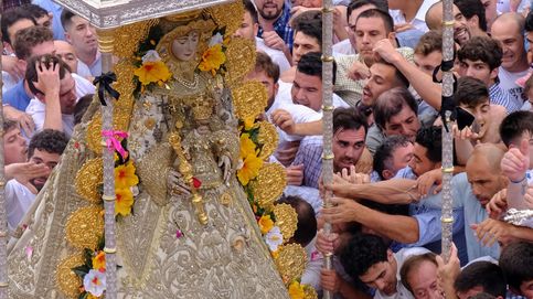 La Virgen del Rocío  vuelve a su ermita y siguen las protestas de pensionistas: el día en fotos