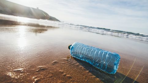 Científicos logran convertir botellas de plástico en saborizante de vainilla