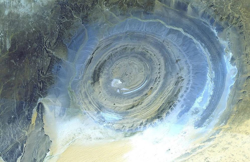 Foto: La estructura de Richat, vista desde el espacio. (CC/Wikimedia Commons)