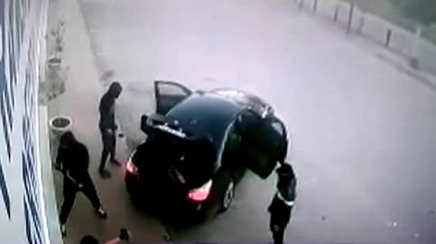 Un héroe se enfrenta en Málaga a tres ladrones con los que se encuentra mientras estaban robando
