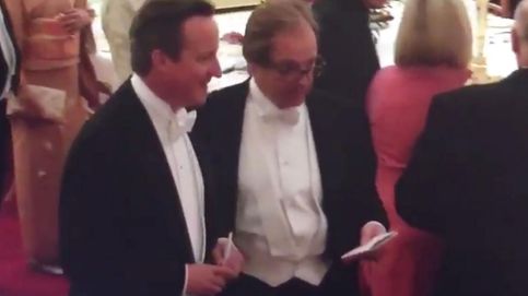 La polémica palmada en el culo de David Cameron en la cena de estado en el Buckingham Palace