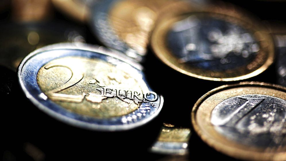 Foto: Detalle de varias monedas de euro. (EFE)
