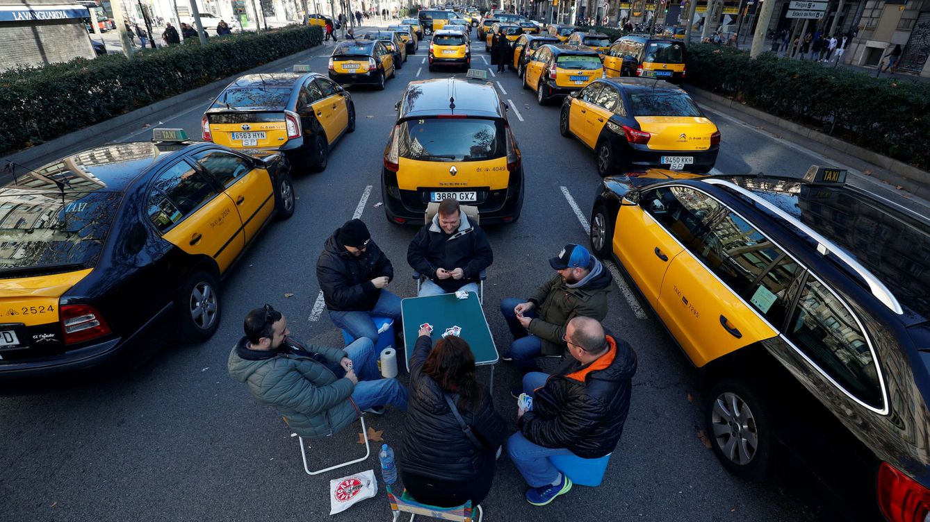 Resultado de imagen de huelga taxi barcelona enero