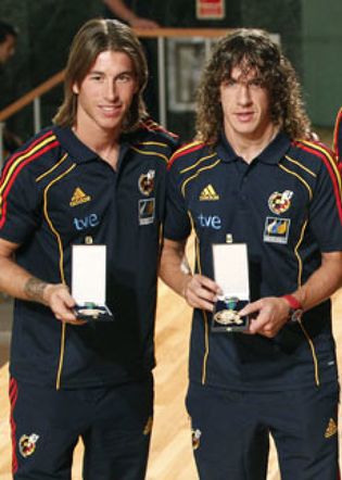 ¿Cuánto mide Carles Puyol? - Altura - Real height Ramos-siempre-es-una-alegria-recuperar-para-la-seleccion-a-jugadores-como-puyol