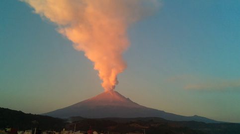 El volcán Popocatéptl sigue en erupción en México