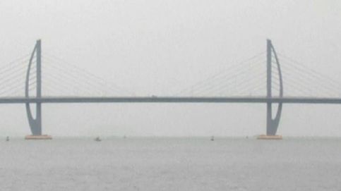 China abre al tráfico el puente más largo del planeta construido sobre el mar