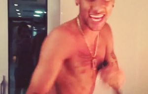 Neymar se pasa al rap