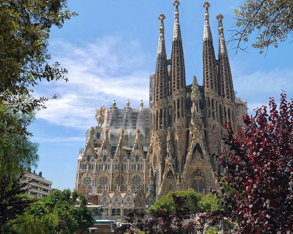 Resultado de imagen para catedral de gaudi barcelona