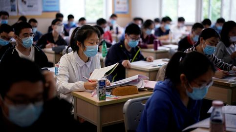 La vuelta al cole en Wuhan de más de 70.000 alumnos tras la pandemia