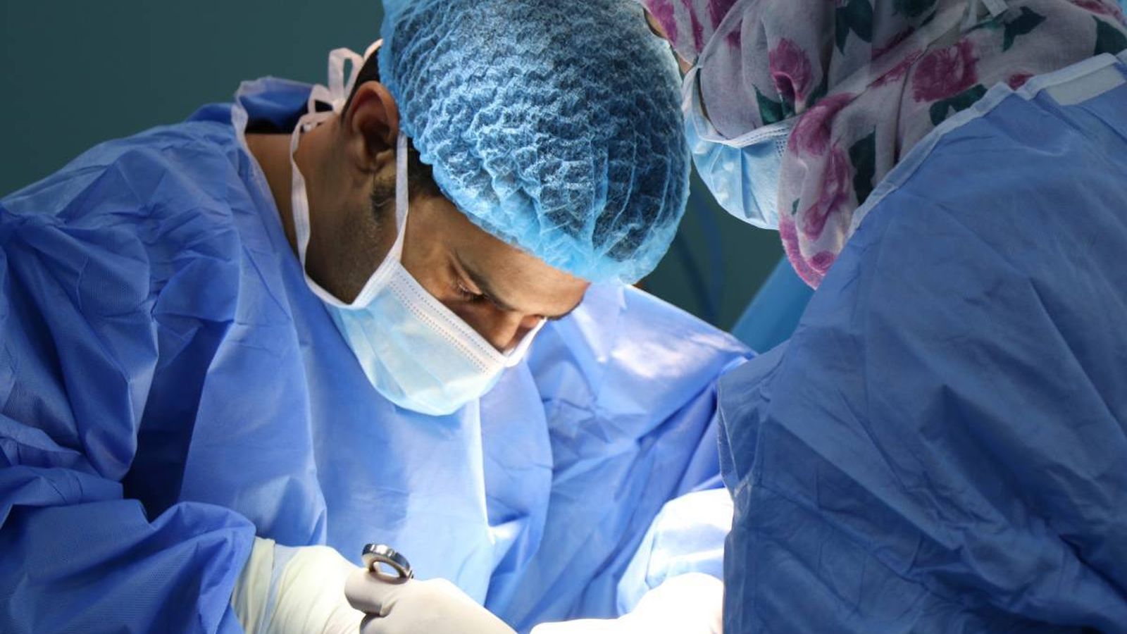 Una nueva técnica de cirugía para hernias inguinales evita el largo posoperatorio thumbnail