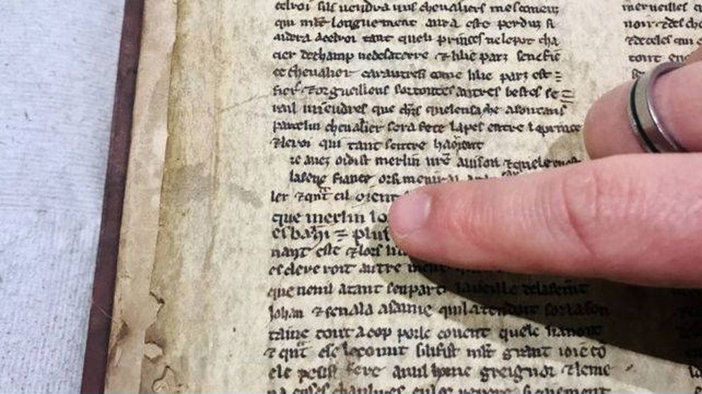 encuentran-un-manuscrito-medieval-que-cuenta-la-historia-del-mago-merlin.jpg