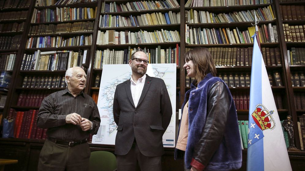 Foto: El alcalde de Santiago de Compostela, Martiño Noriega, visitando Centro Gallego en Buenos Aires. (EFE)