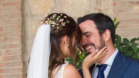 La criticada boda de Alberto Garzón y Anna Ruiz, foto a foto 