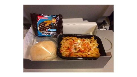 De Lufthansa a Air France: así son los menús de la clase turista y la 'business class' de las compañías aéreas