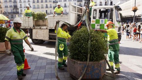 La Puerta del Sol se blinda tras el atentado de Barcelona: jardineras y policía